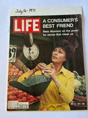 Vintage LIFE Magazine July 16, 1971 Bess Myerson Cover